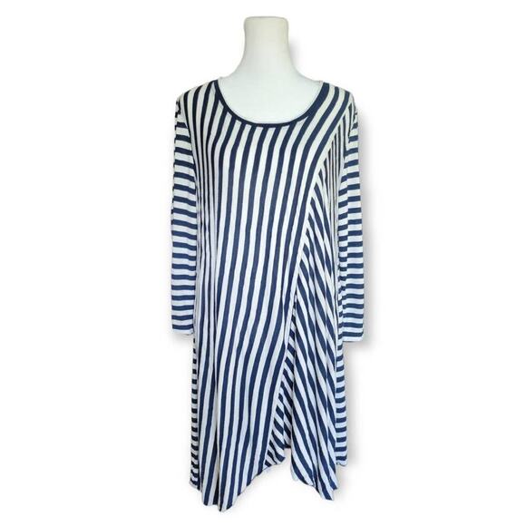 Soft Surroundings Women's Striped Top Size Medium Asymmetric  Blue White‎ - Picture 1 of 9